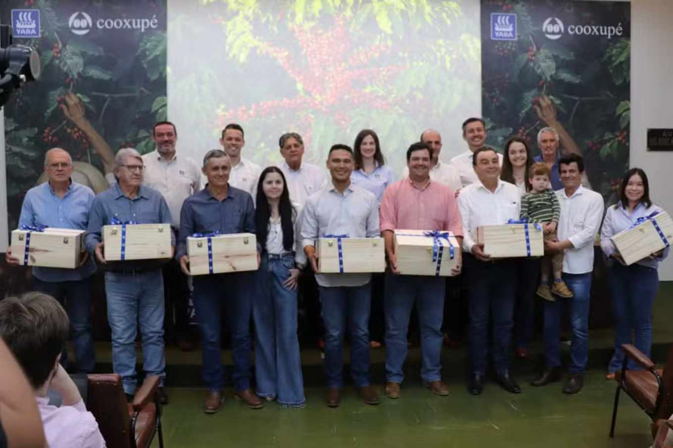 Brazilian Coffee Producers Receive First Batch of Low-Carbon Fertilizer